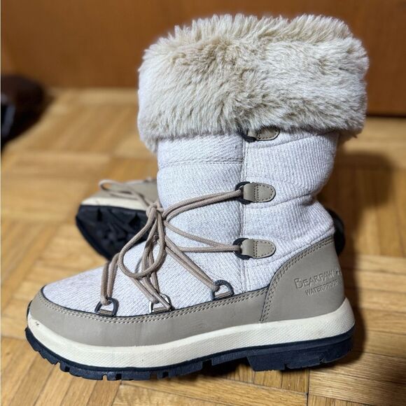 BearPaw Snowboots Sweater Cream Color Women's Size 7 - Picture 2 of 9